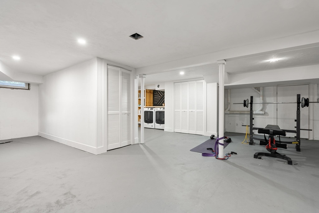 136 Oaks Road Framingham, MA 01702 - Photo 36 of 42 Gallery Image 36