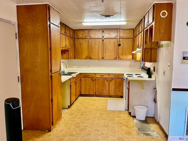 $67,000 | 60 Kingsridge Loop, Houma, LA 70363