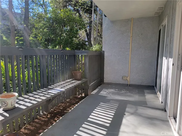 $2,400 | 3603 West Hidden Lane, Unit 108, Rolling Hills Estates, CA 90274