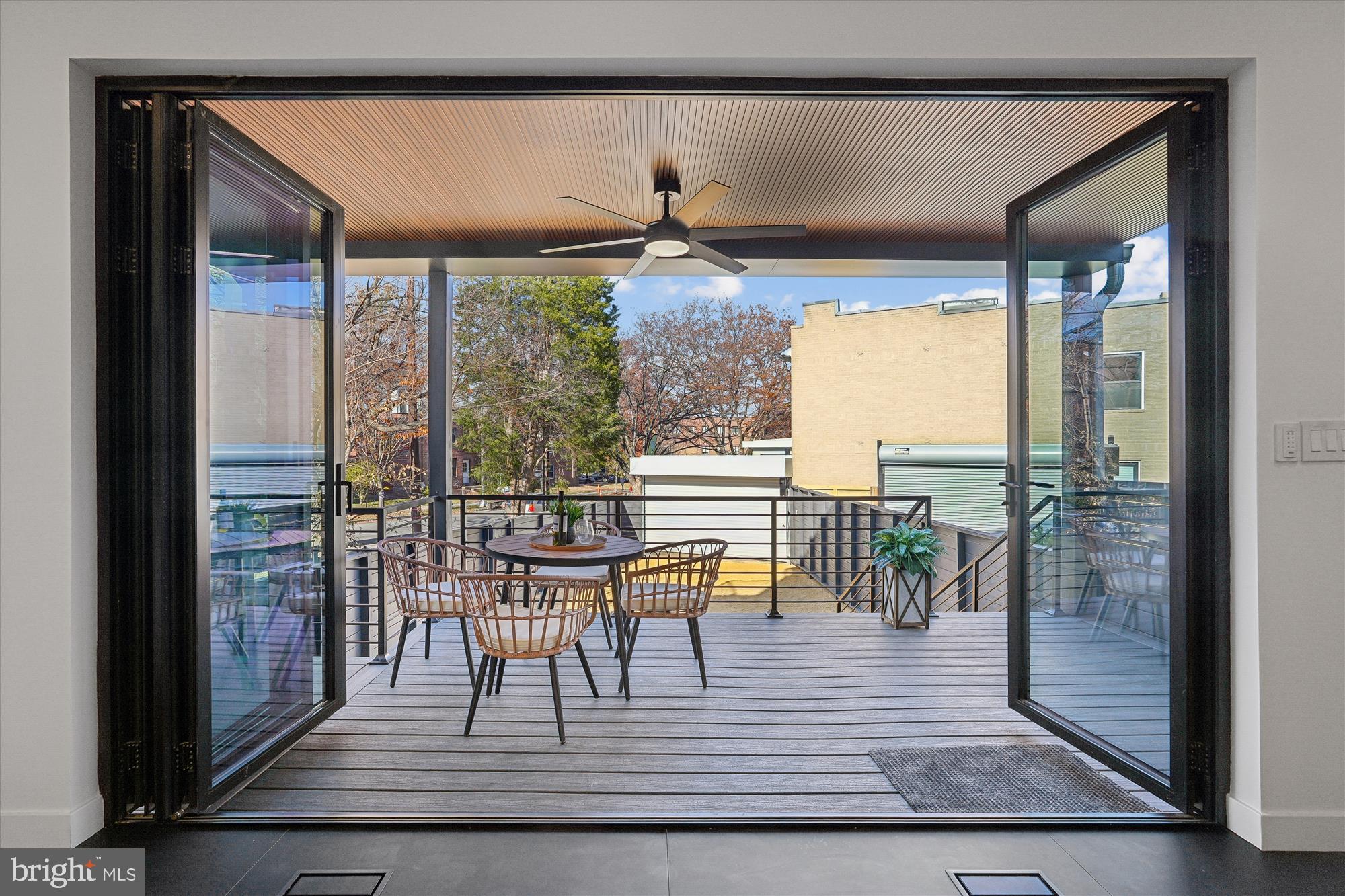 951 Shepherd Street Northwest Washington, DC 20011 - Photo 23 of 74 Deck