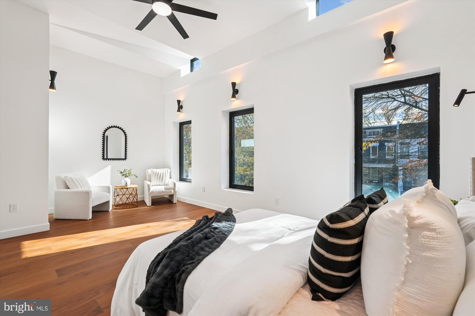 951 Shepherd Street Northwest Washington, DC 20011 - Photo 33 of 74 a bedroom with bed and a window
