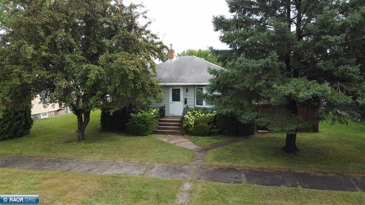 3418 3rd Avenue West Hibbing, MN 55746 - Photo 2 of 31