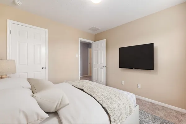 $270,000 | 16358 Oakside Hollow Lane, Houston, TX 77084