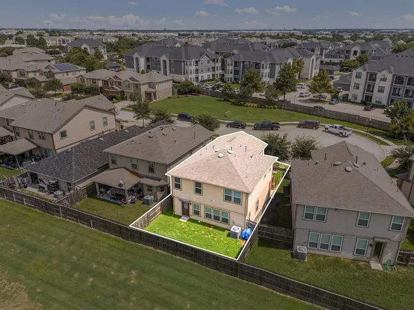 $270,000 | 16358 Oakside Hollow Lane, Houston, TX 77084