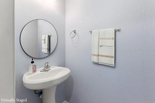$270,000 | 16358 Oakside Hollow Lane, Houston, TX 77084