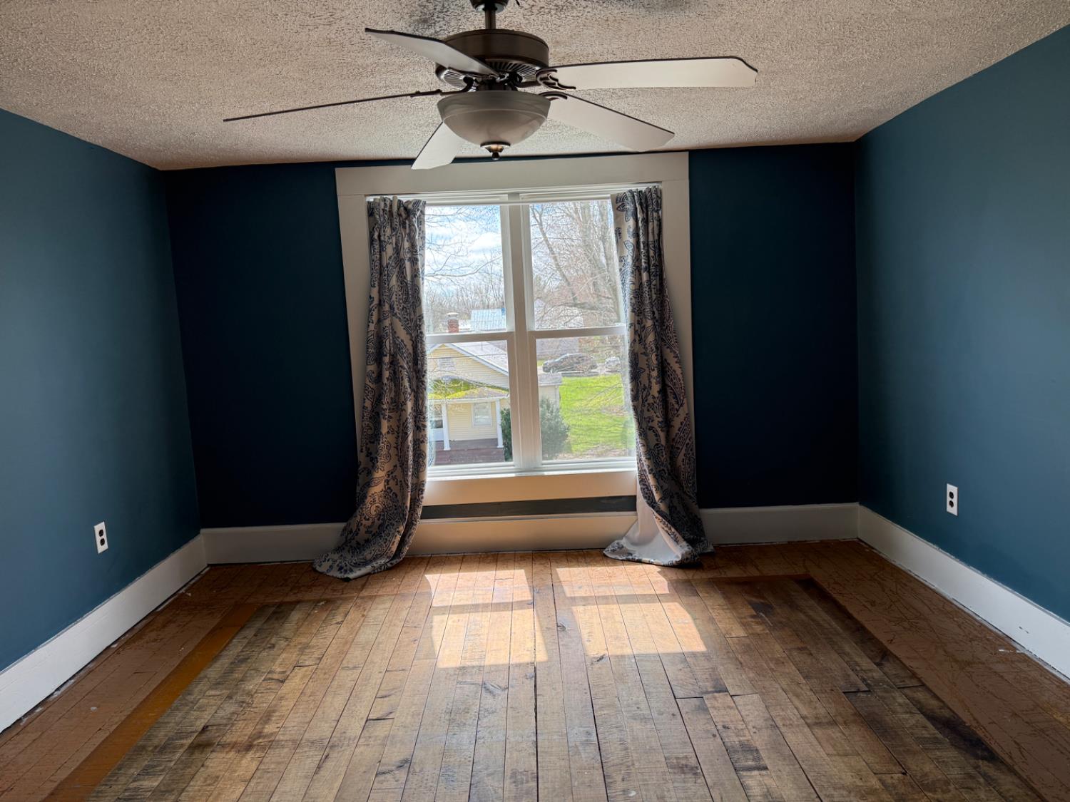 206 East Perry Street Versailles, IN 47042 - Photo 18 of 30