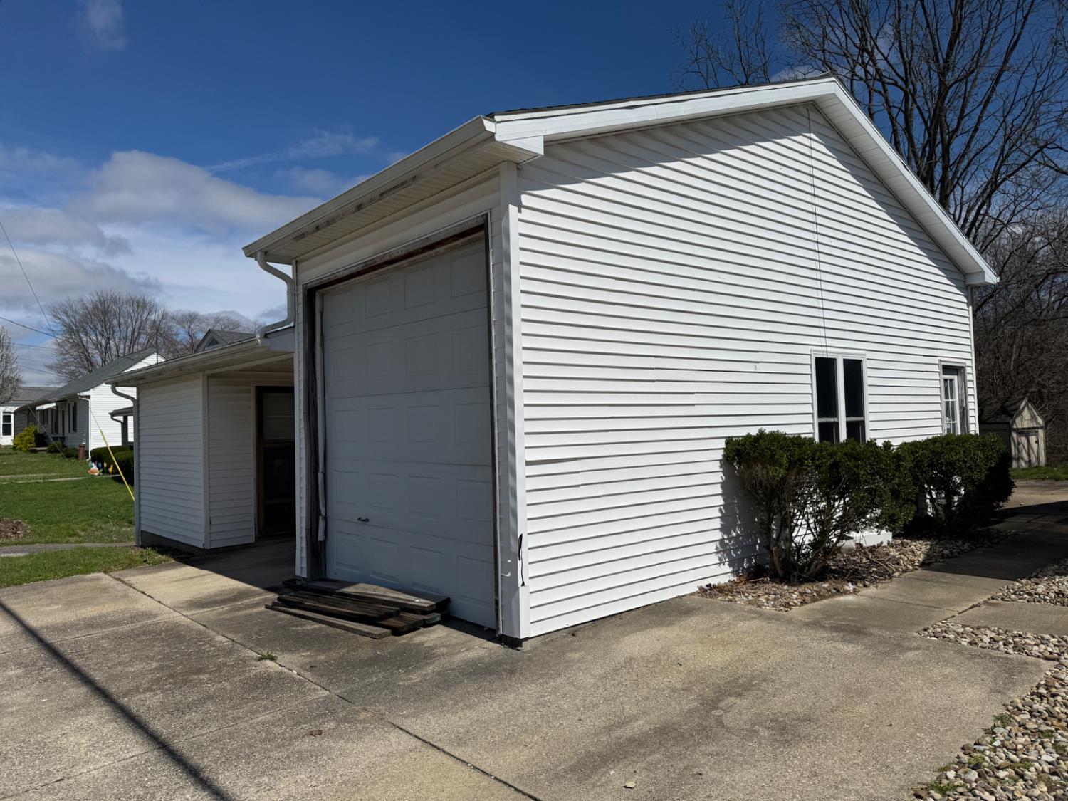 206 East Perry Street Versailles, IN 47042 - Photo 25 of 30