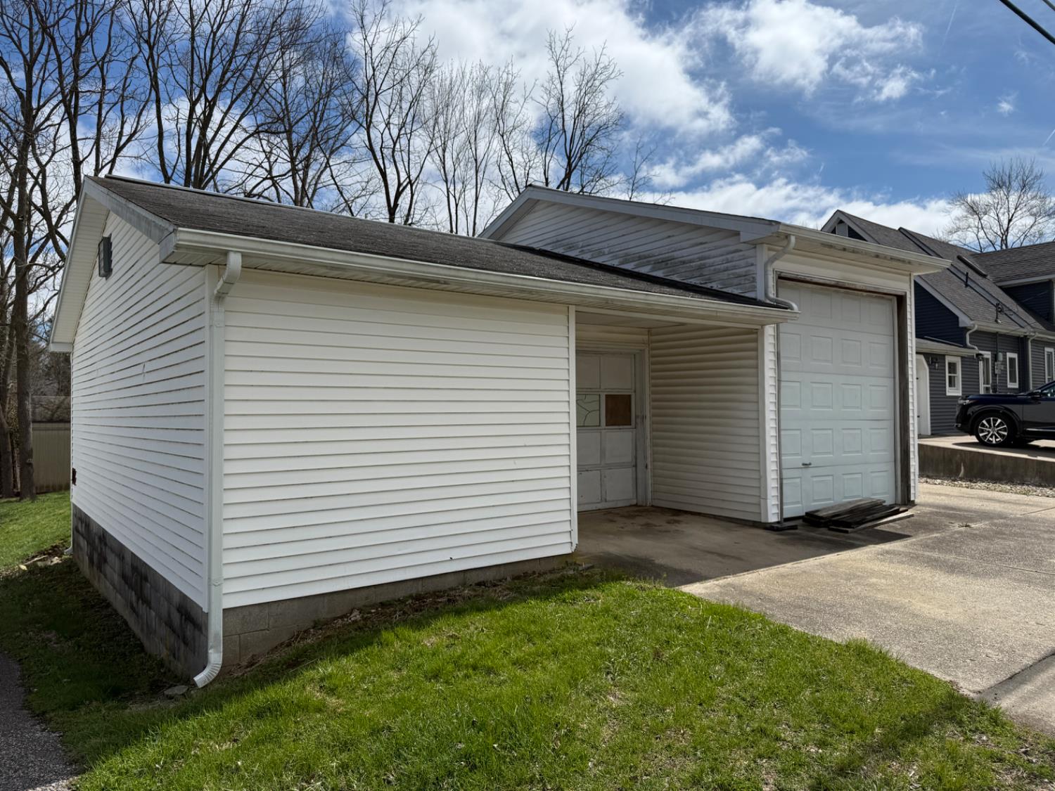 206 East Perry Street Versailles, IN 47042 - Photo 26 of 30