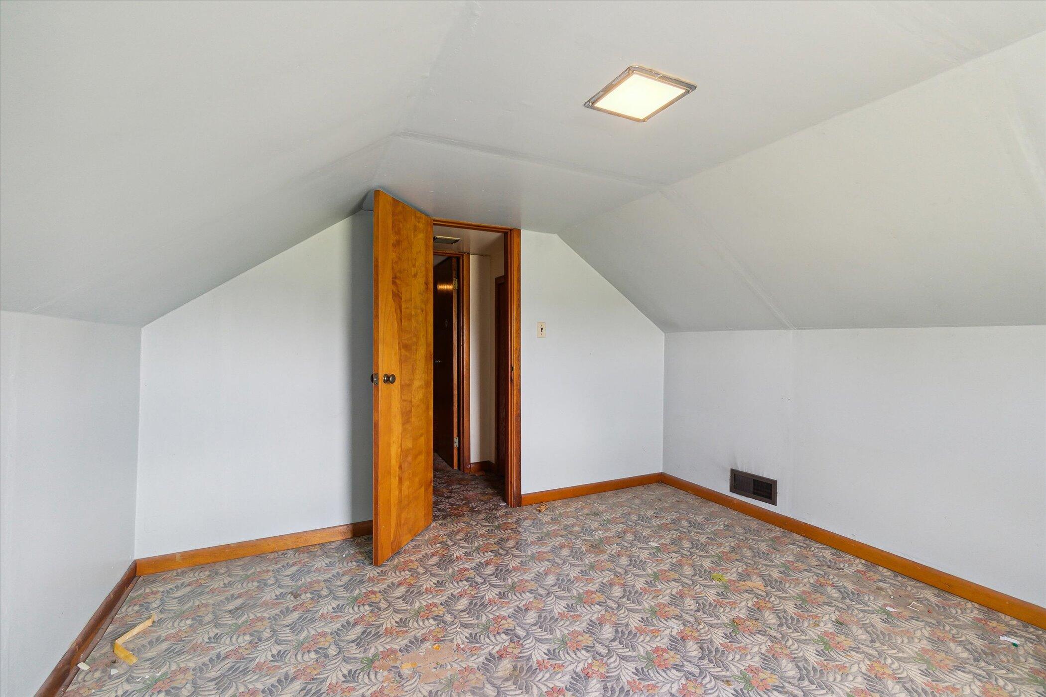 547 North Hillman Road Stanton, MI 48888 - Photo 25 of 38 25-547-N-Hillman-Rd-Stanton-MI-48888-Win