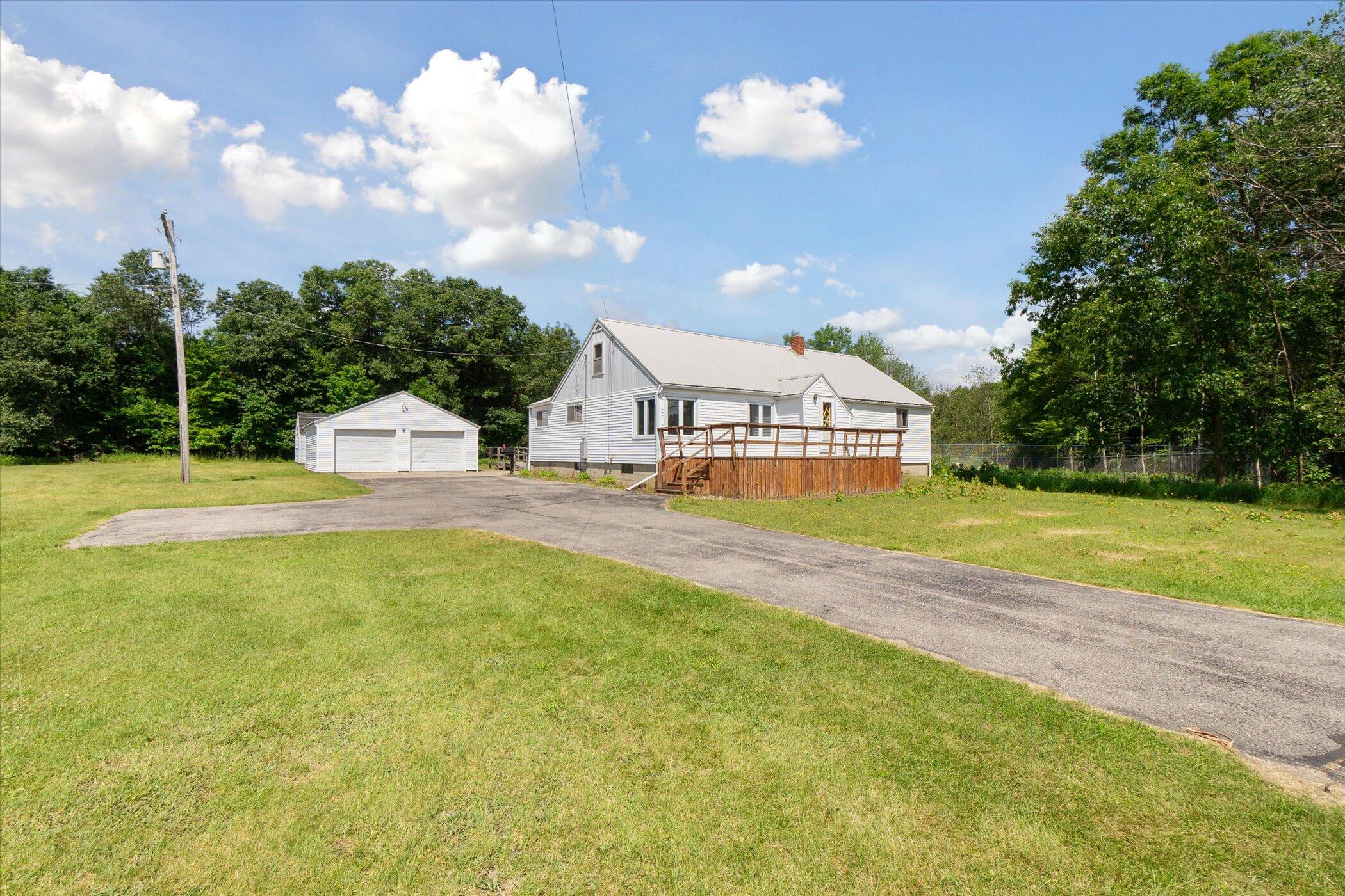 04-547-N-Hillman-Rd-Stanton-MI-48888-Win