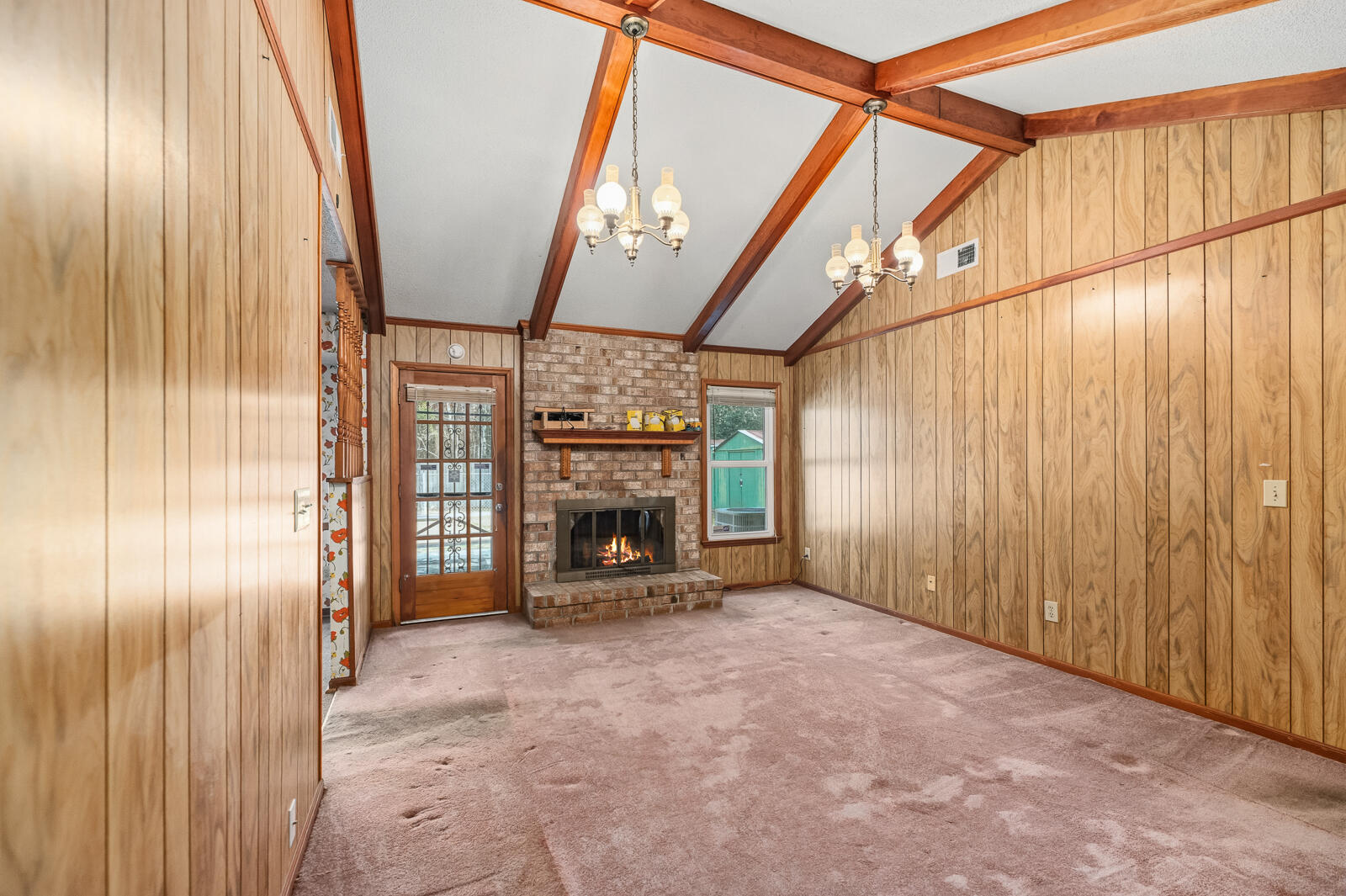 219 Foxborough Road Goose Creek, SC 29445 - Photo 2 of 19 219 Foxborough Rd (2 of 21)