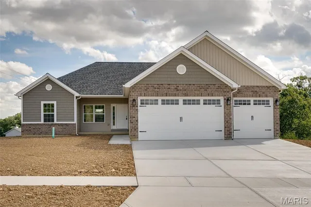 $377,900 | 10714 Trenton Lane, Unit TBB, Foristell, MO 63348