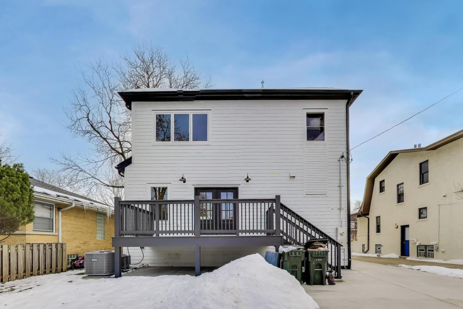 280 Blackhawk Road Riverside, IL 60546 - Photo 39 of 51