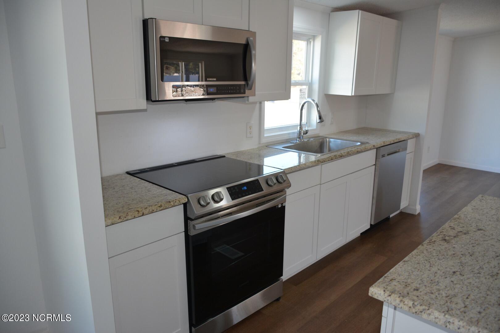4709 Lobelia Road Vass, NC 28394 - Photo 7 of 30 Kitchen