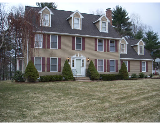 74 Barnard Road Marlborough, MA 01752 - Photo 1 of 12 Gallery Image 1