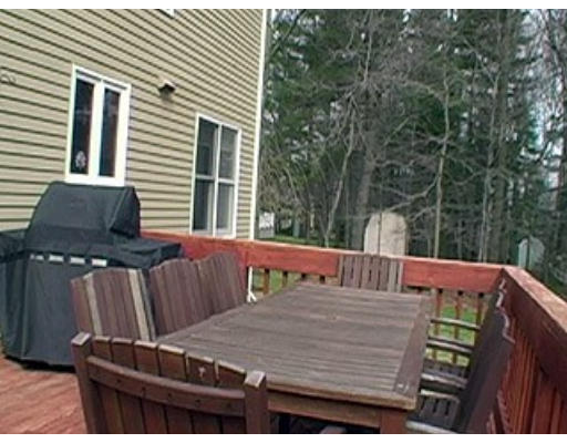 74 Barnard Road Marlborough, MA 01752 - Photo 12 of 12 Gallery Image 12