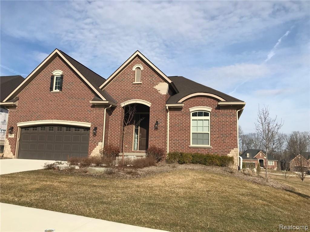 5505 Woodfall Road Clarkston, MI 48348 - Photo 2 of 46