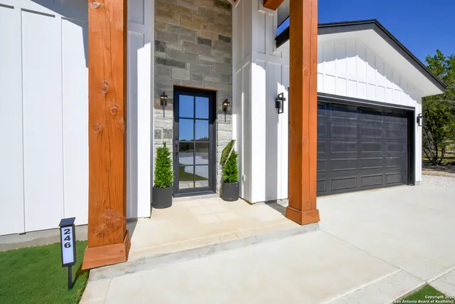 $645,000 | 246 Mountain Creek Trail, Boerne, TX 78006