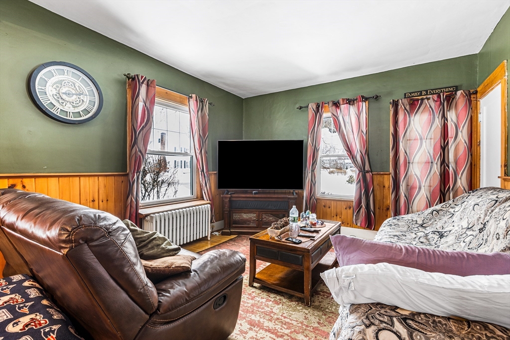 98 Pleasant Street Ayer, MA 01432 - Photo 13 of 39