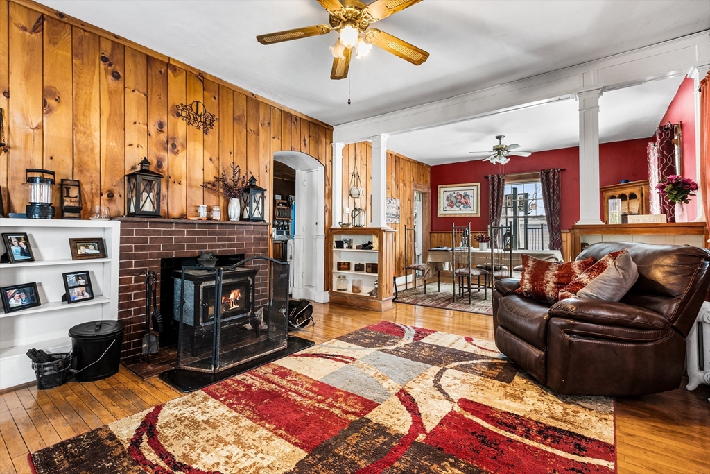 98 Pleasant Street Ayer, MA 01432 - Photo 4 of 39