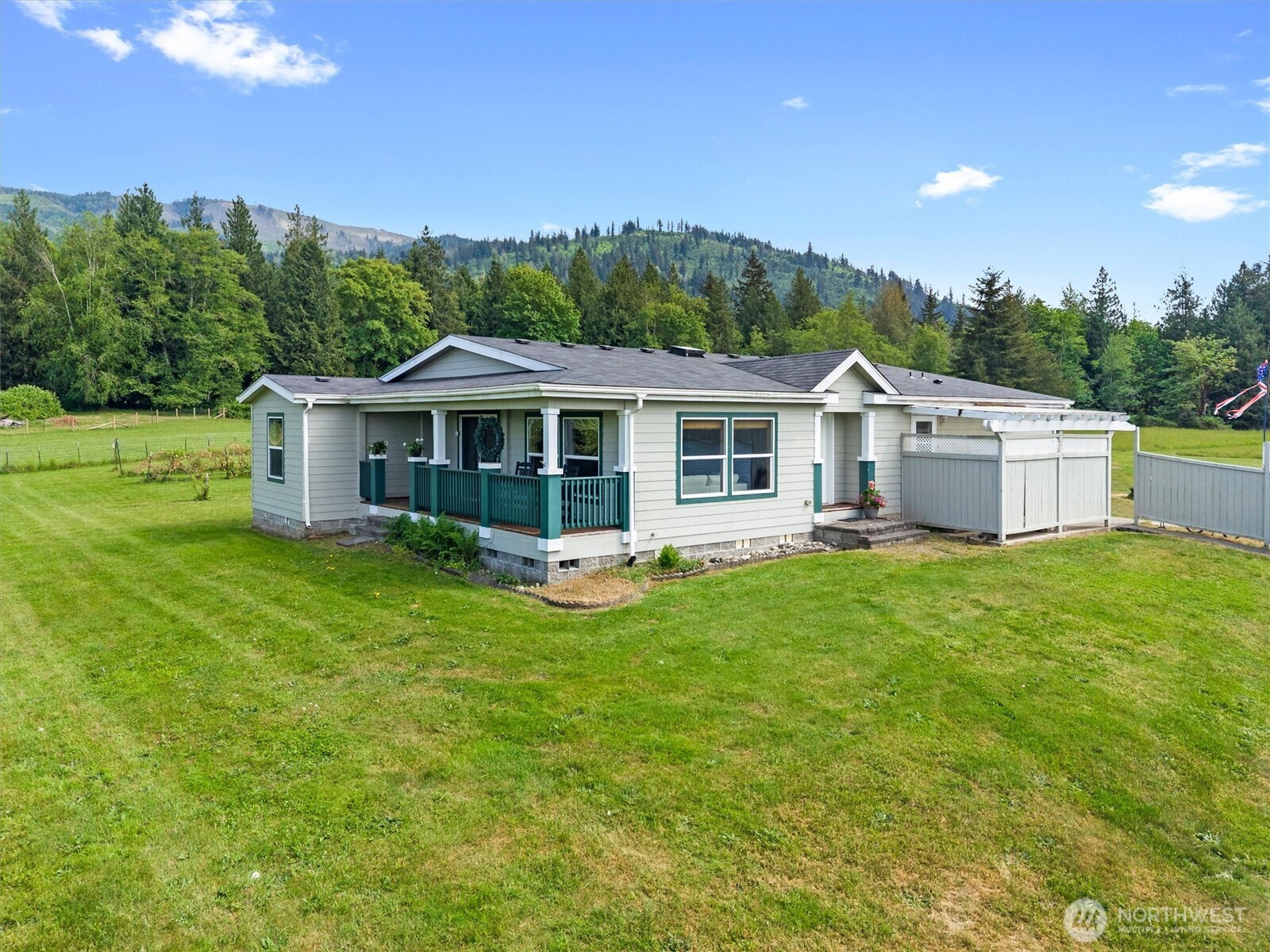 6896 Goodwin Road Everson, WA 98247 - Photo 4 of 36
