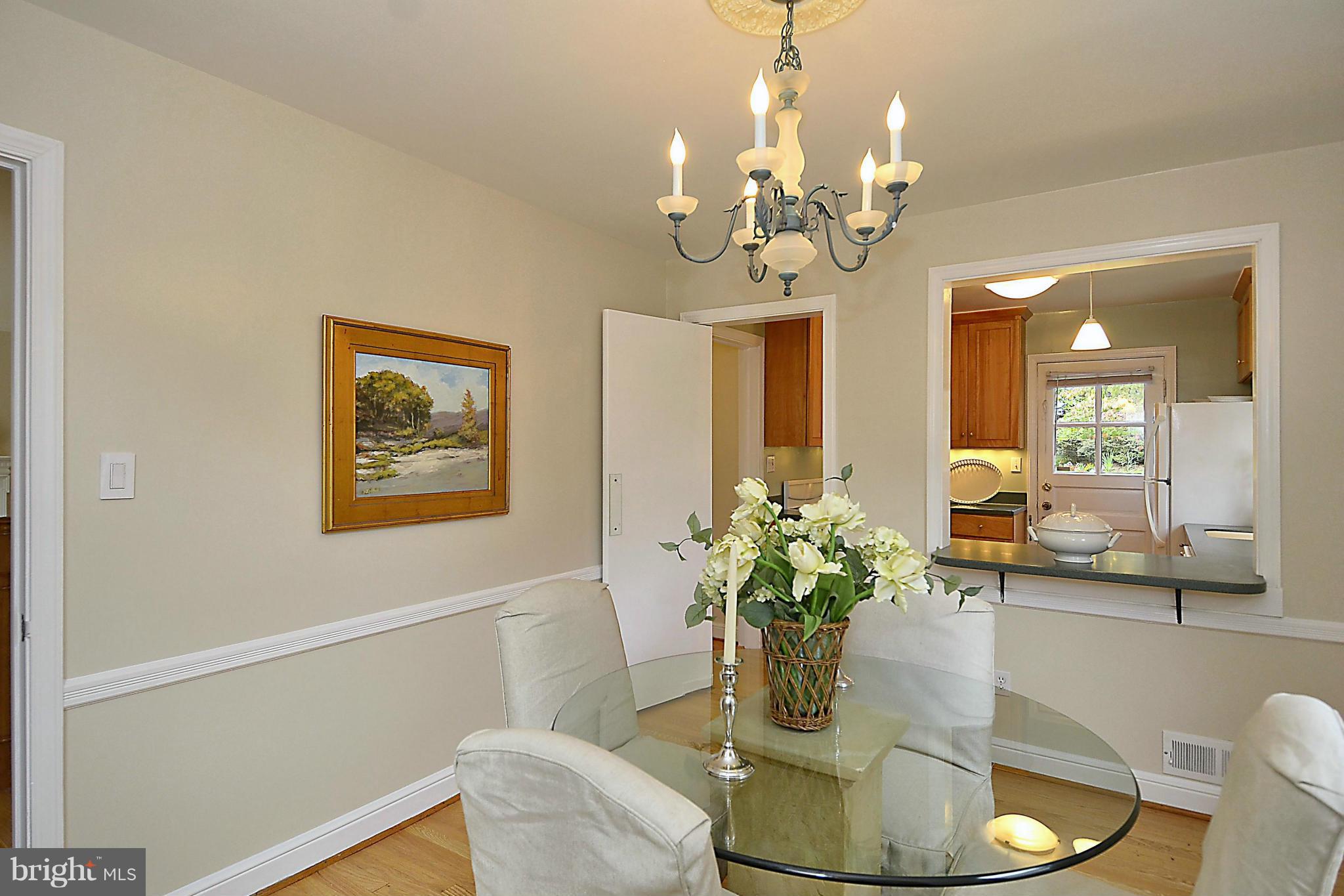 4623 Edgefield Road Bethesda, MD 20814 - Photo 5 of 26 Dining Room