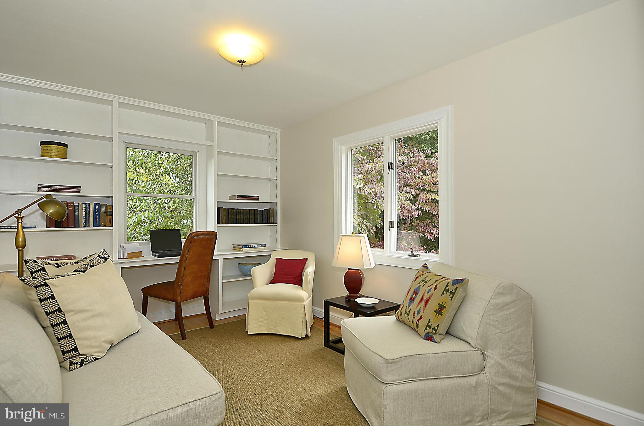 4623 Edgefield Road Bethesda, MD 20814 - Photo 9 of 26 Bedroom
