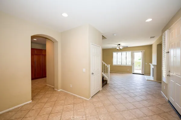 $728,000 | 27933 Sirani Court, Valencia, CA 91355