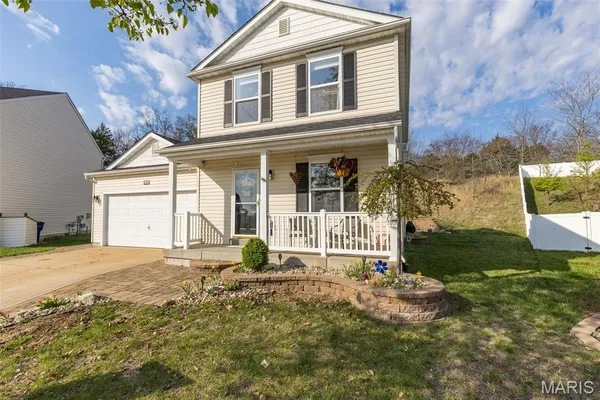 $299,900 | 1030 Providence Way, Herculaneum, MO 63048