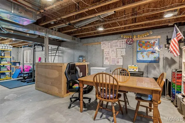 $299,900 | 1030 Providence Way, Herculaneum, MO 63048