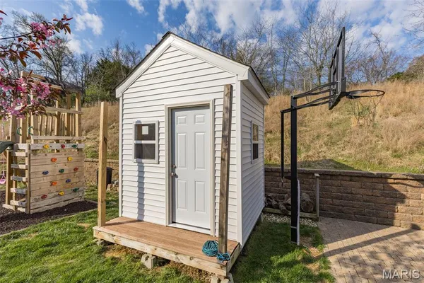 $299,900 | 1030 Providence Way, Herculaneum, MO 63048