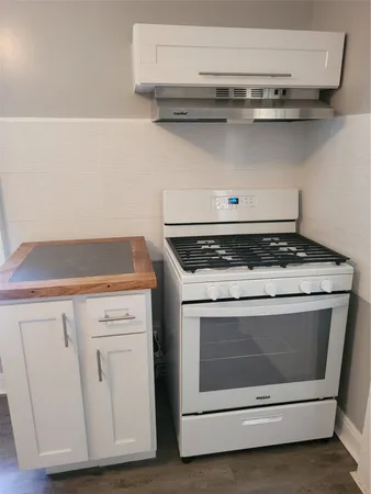 $1,500 | 403 Fawcett Street, Smithville, TX 78957