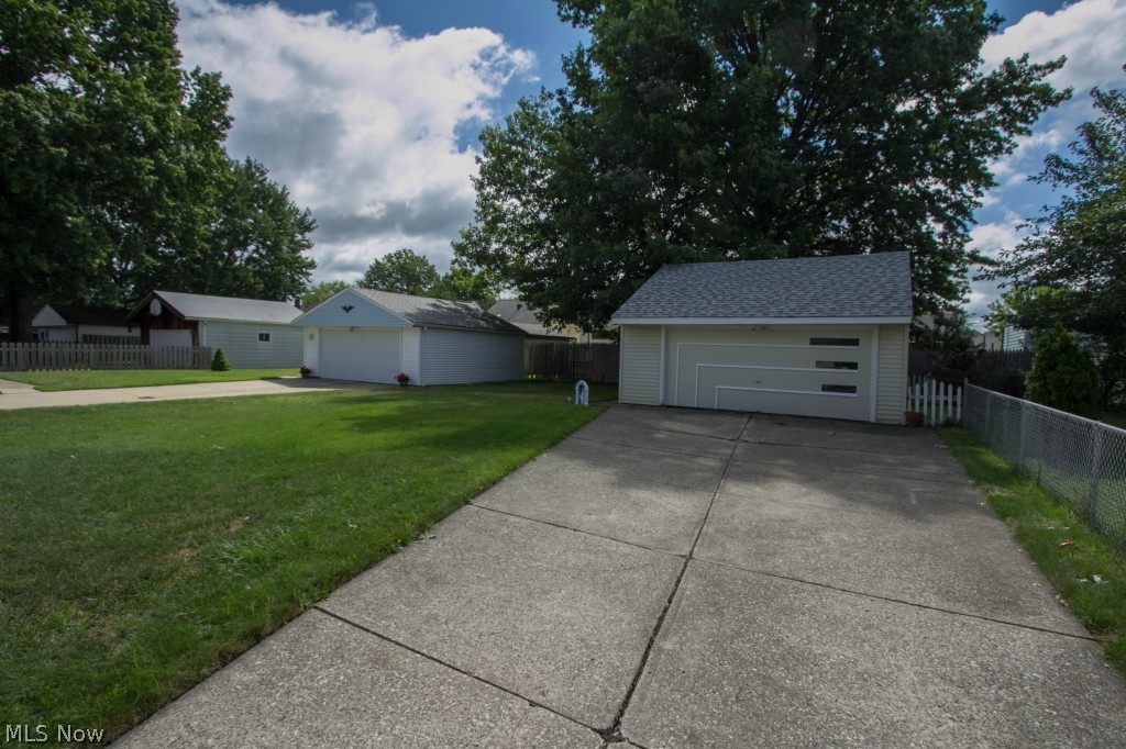 30094 Warren Road Wickliffe, OH 44092 - Photo 23 of 25 Gallery Image 23