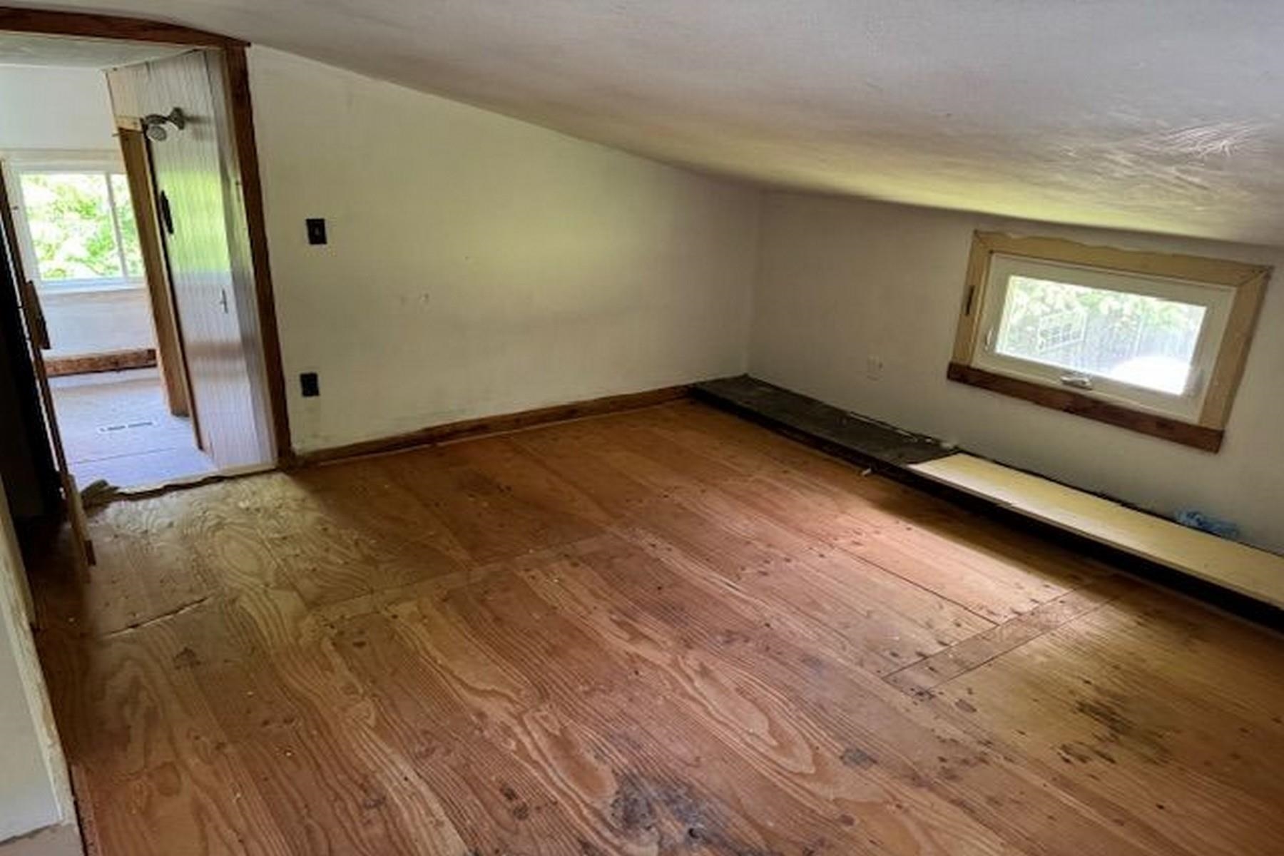 809 Gorhamtown Road Poultney, VT 05764 - Photo 12 of 27