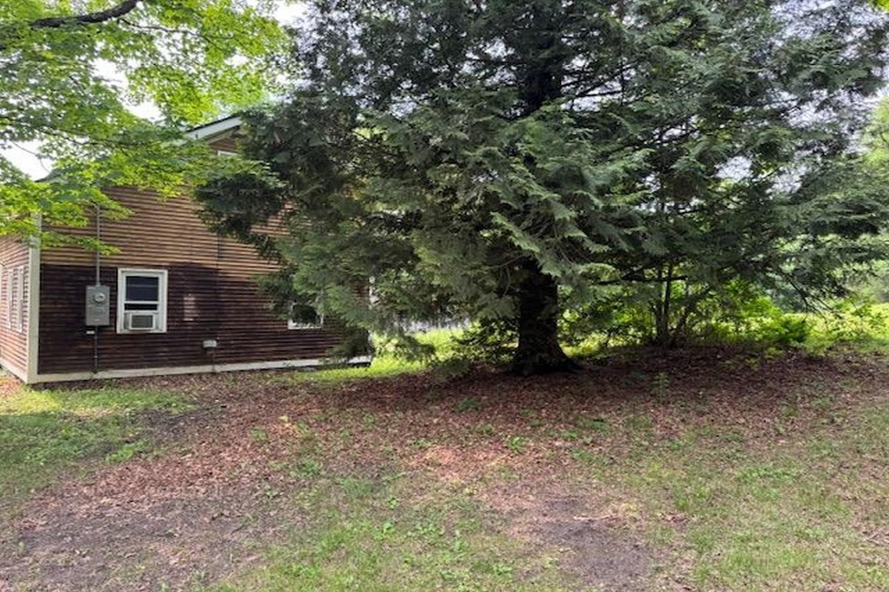 809 Gorhamtown Road Poultney, VT 05764 - Photo 22 of 27