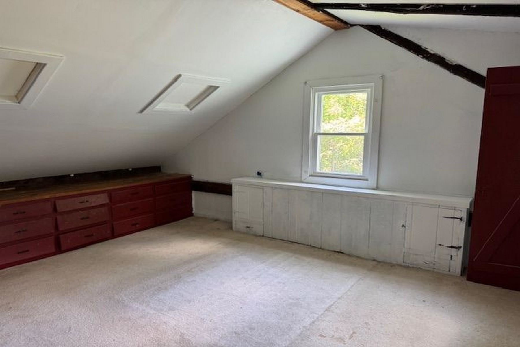 809 Gorhamtown Road Poultney, VT 05764 - Photo 10 of 27