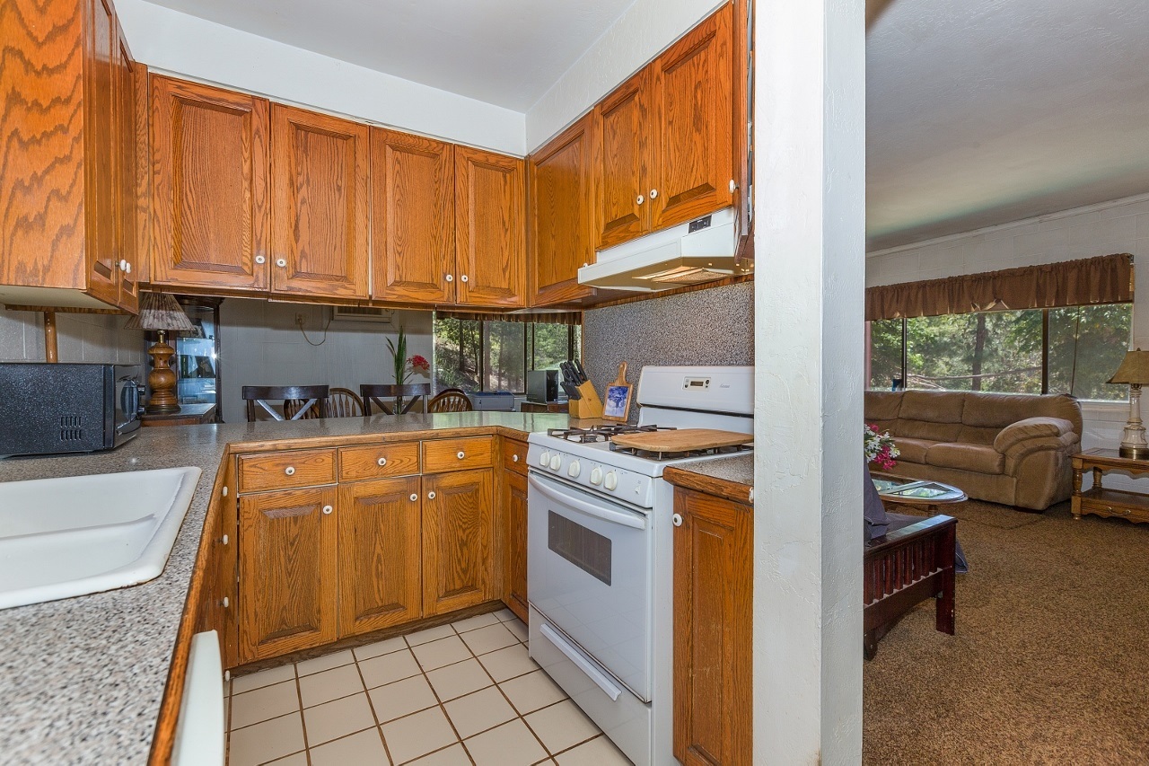 32488 Rincado Road Pauma Valley, CA 92061 - Photo 7 of 22
