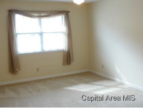 20 Woodbury Springfield, IL 62711 - Photo 8 of 15 Gallery Image 8