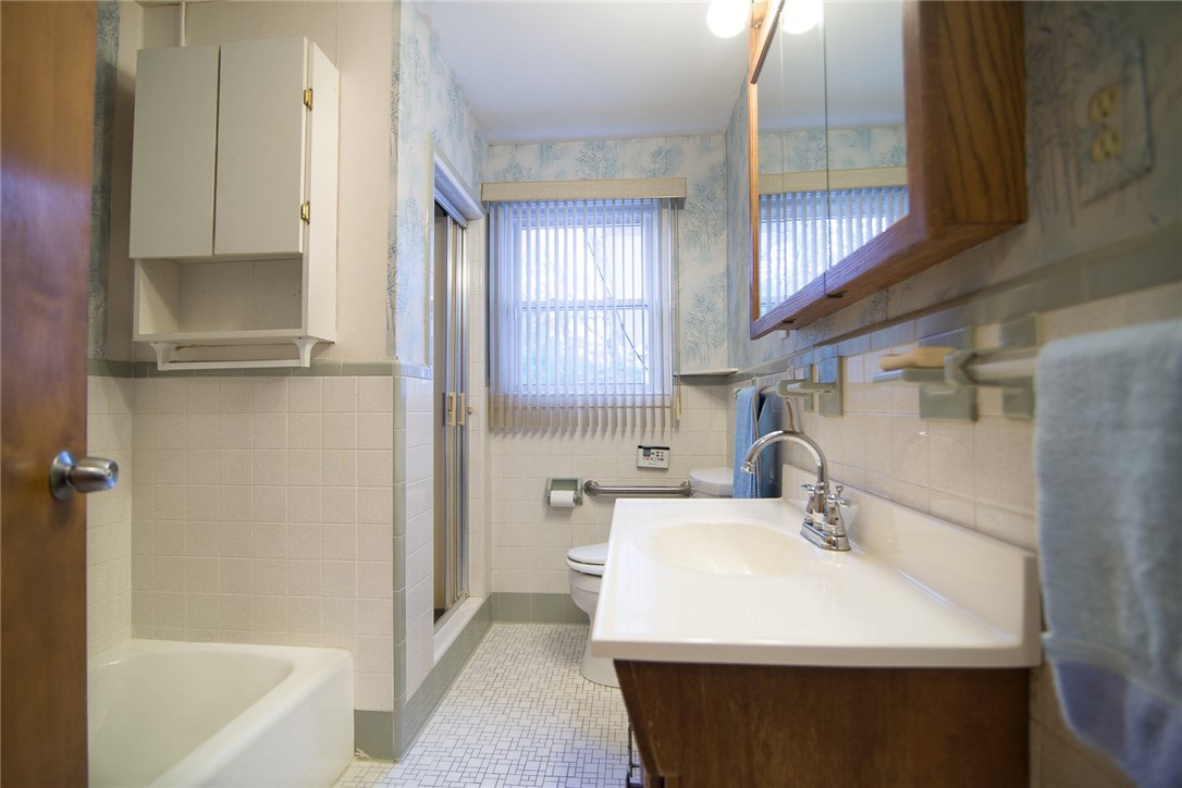124 Angell Road Lincoln, RI 02865 - Photo 22 of 29 Gallery Image 22