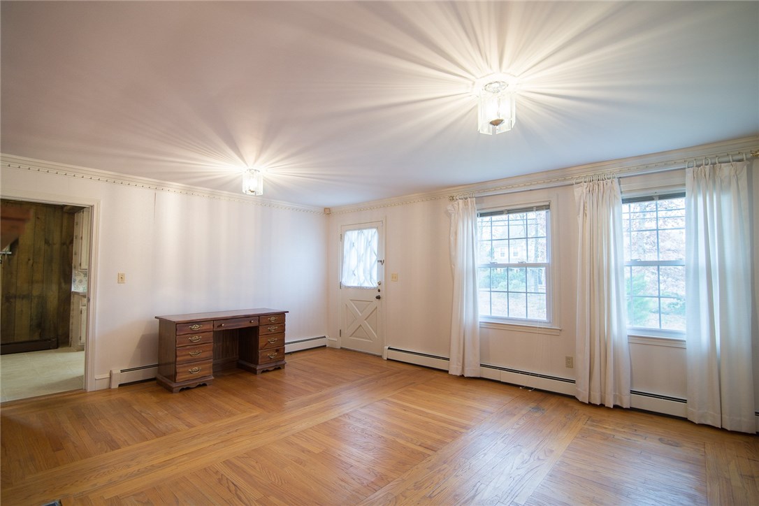 124 Angell Road Lincoln, RI 02865 - Photo 23 of 29 Gallery Image 23