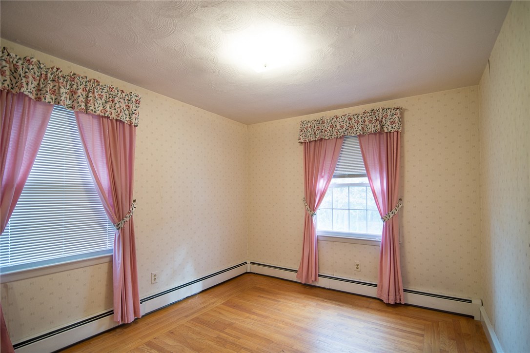 124 Angell Road Lincoln, RI 02865 - Photo 24 of 29 Gallery Image 24