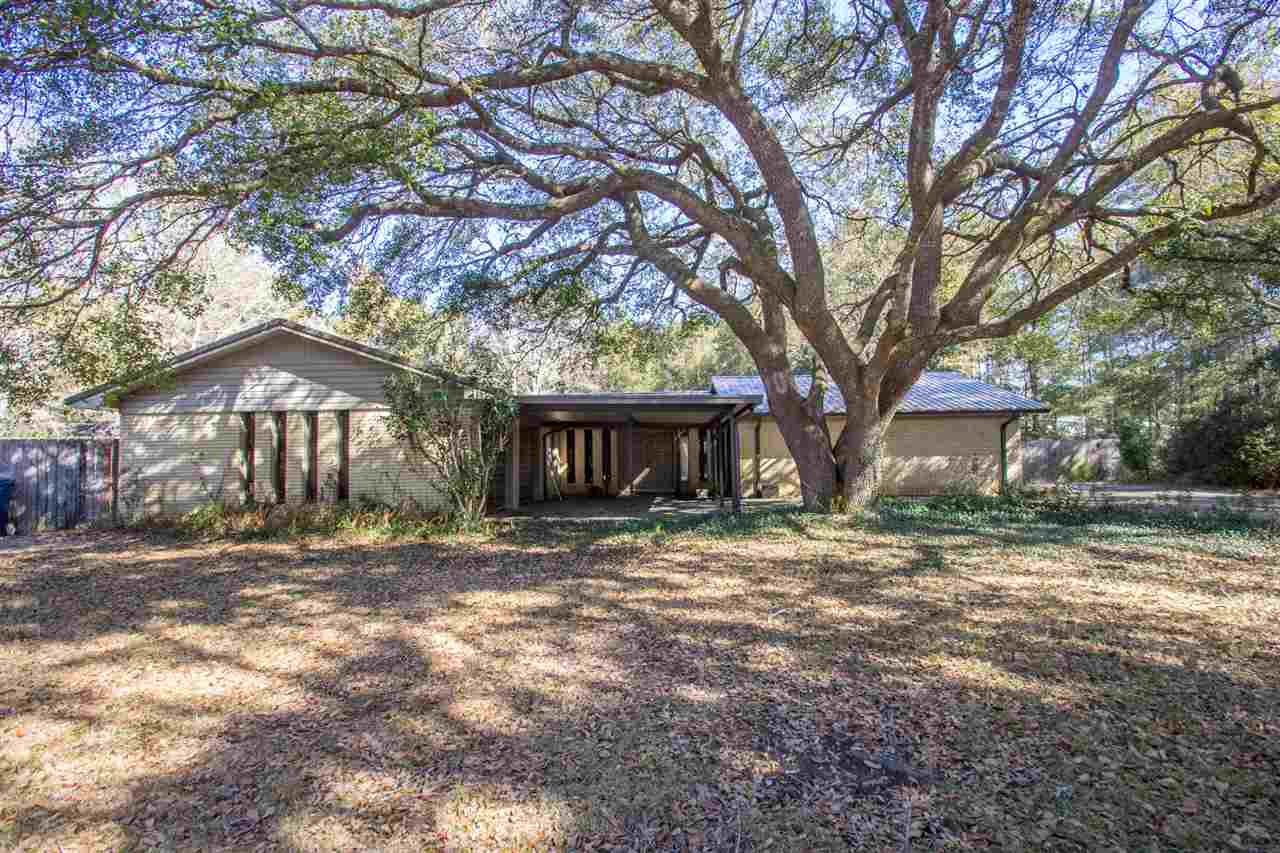 7724 Simmons Drive Foley, AL 36535 - Photo 1 of 30