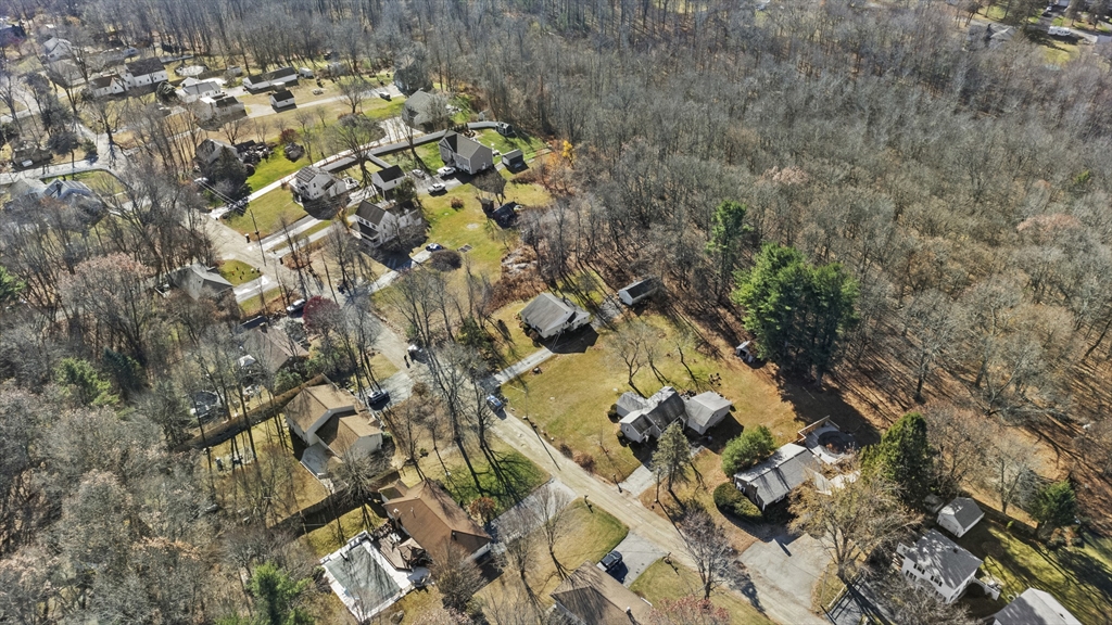 7 Wendover Road Holden, MA 01520 - Photo 25 of 28 a view of a yard with plants