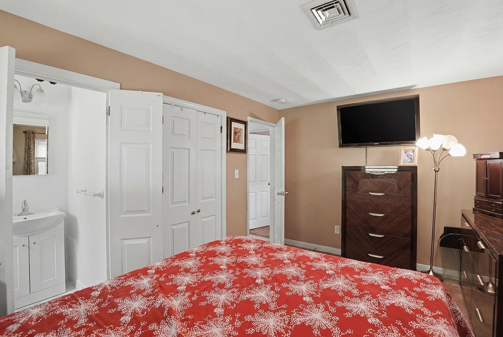 4 Edith Road Framingham, MA 01701 - Photo 17 of 26