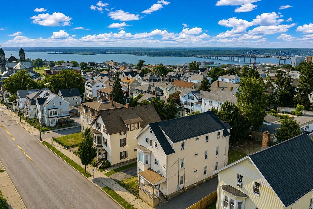 998 Middle Street Fall River, MA 02721 - Photo 2 of 28
