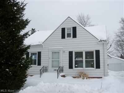 1185 Sunset Road Cleveland, OH 44124 - Photo 1 of 1