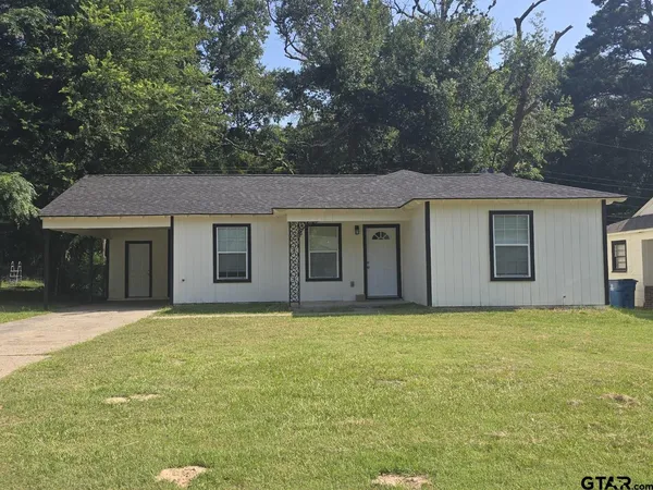 $149,000 | 412 Lindsey Street, Daingerfield, TX 75638