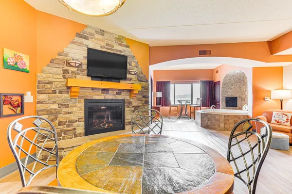$179,900 | 2411 River, Unit 2236, Wisconsin Dells, WI 53965