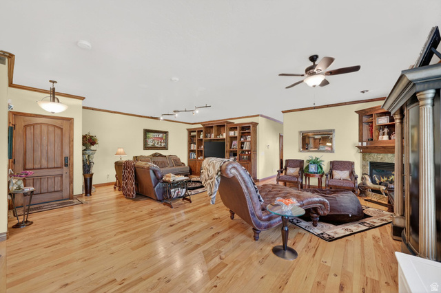 973 East Taliesen Cove Midvale, UT 84047 - Photo 9 of 28