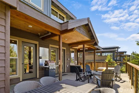 $1,149,000 | 137 Big Hill Drive, Cle Elum, WA 98922